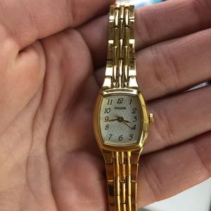 Pulsar thin gold watch
